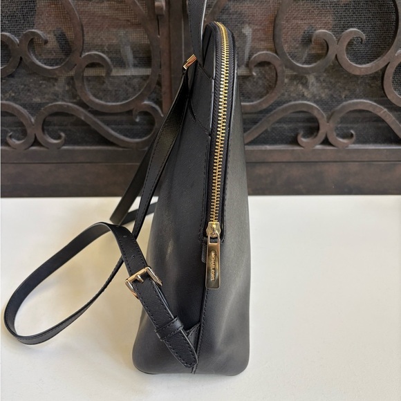 Michael Kors Leather Cindy Large Backpack - Picture 3 of 7